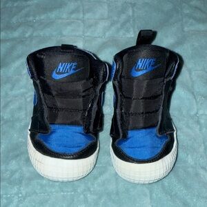 Nike Kids Black and Blue Sneakers
